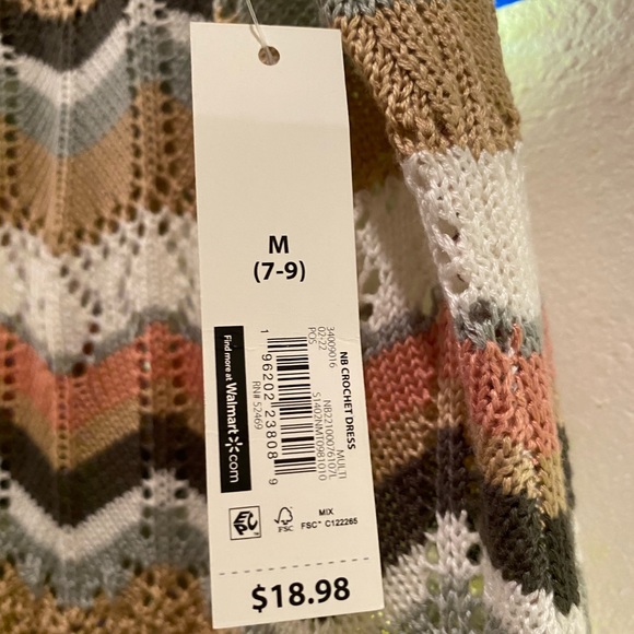 Dress - Picture 4 of 5